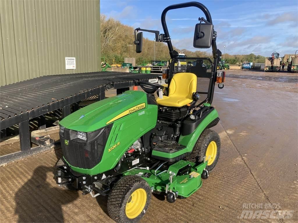 John Deere 1026R Manji traktori