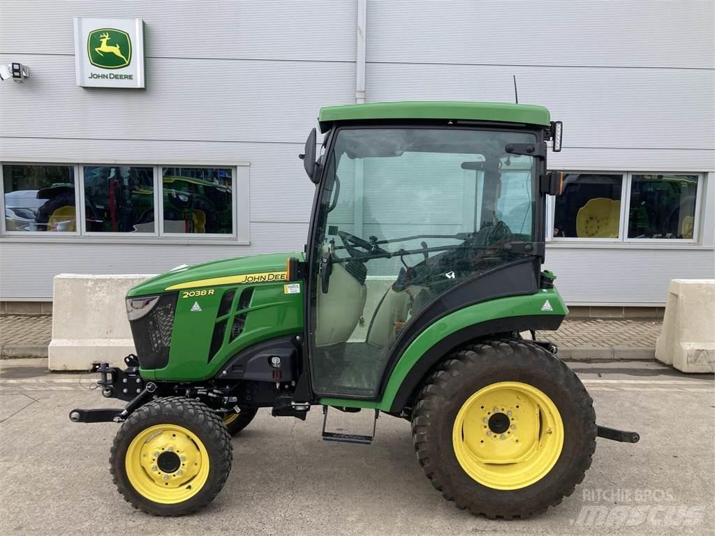 John Deere 2038R Manji traktori