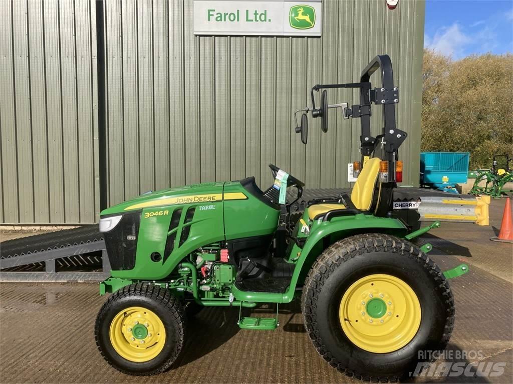 John Deere 3046R Manji traktori