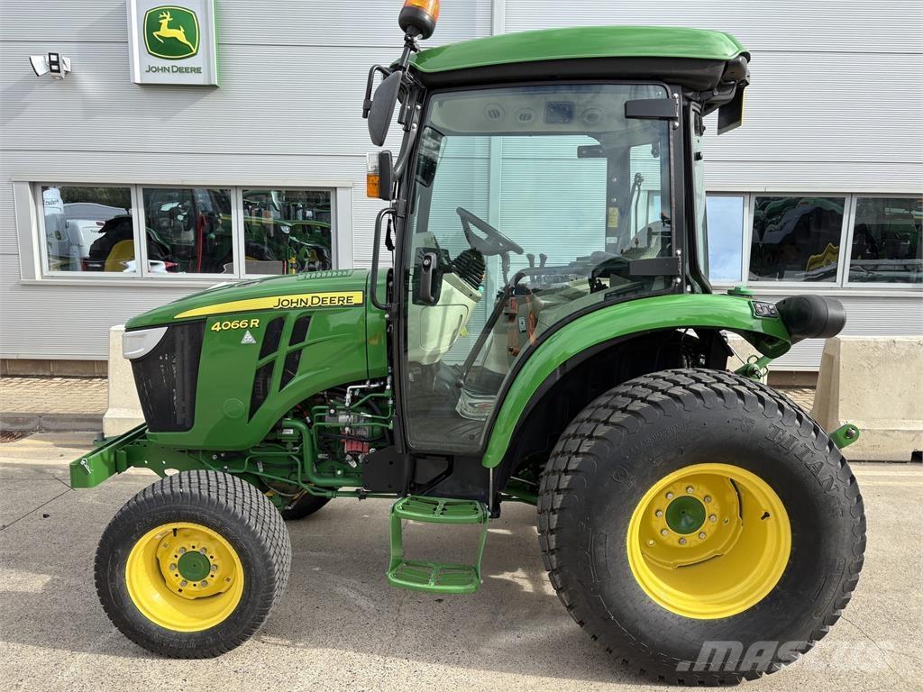 John Deere 4066R Manji traktori