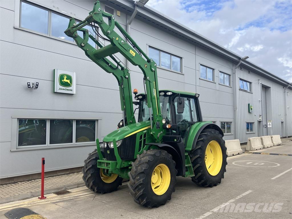 John Deere 6100M Traktori