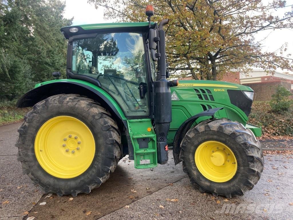 John Deere 6130R Traktori