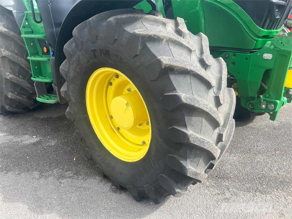 John Deere 6R 195 Traktori
