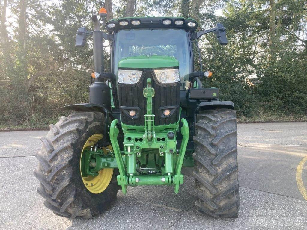 John Deere 6R 215 Traktori