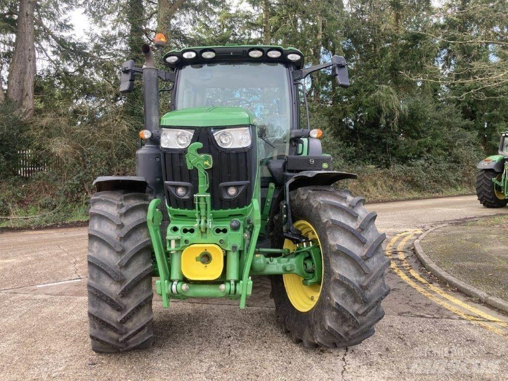 John Deere 6R 215 Traktori