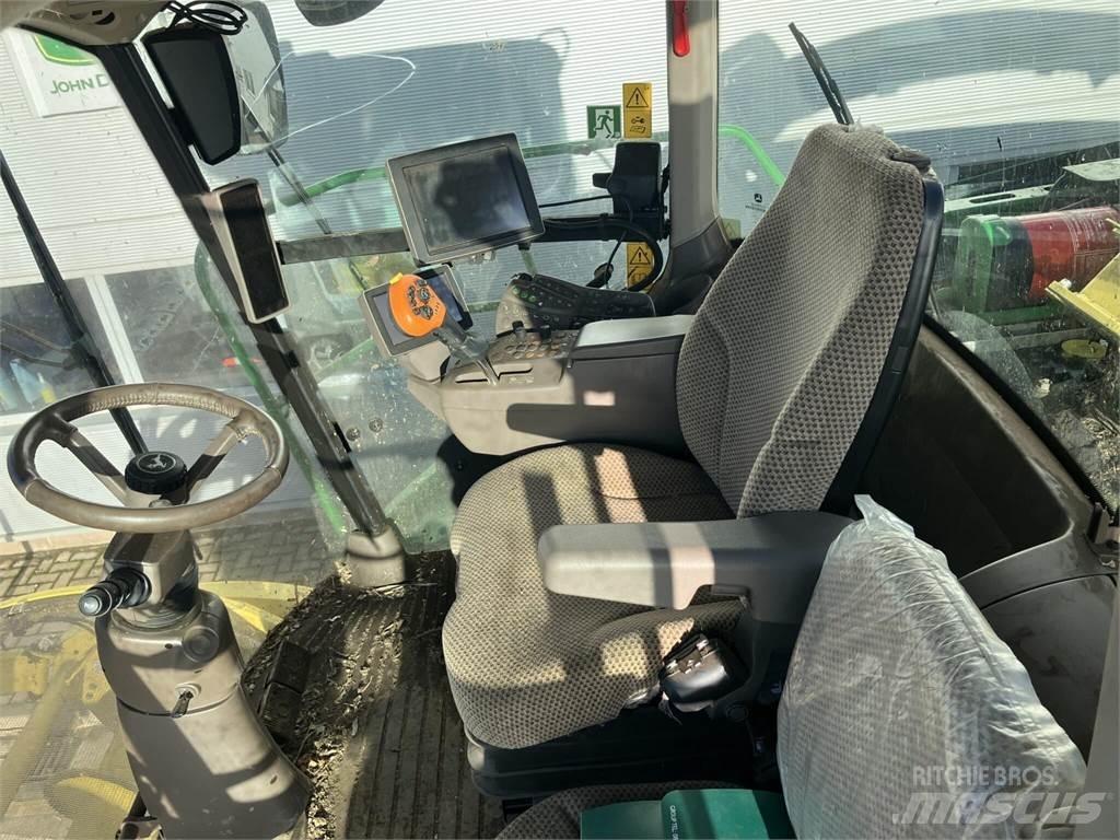 John Deere 8500i Mašine za stočnu hranu sa sopstvenim pogonom