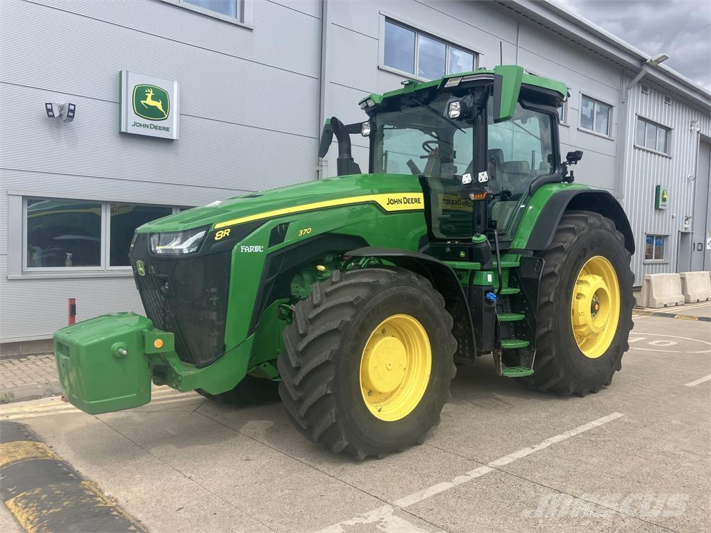John Deere 8R 370 Traktori
