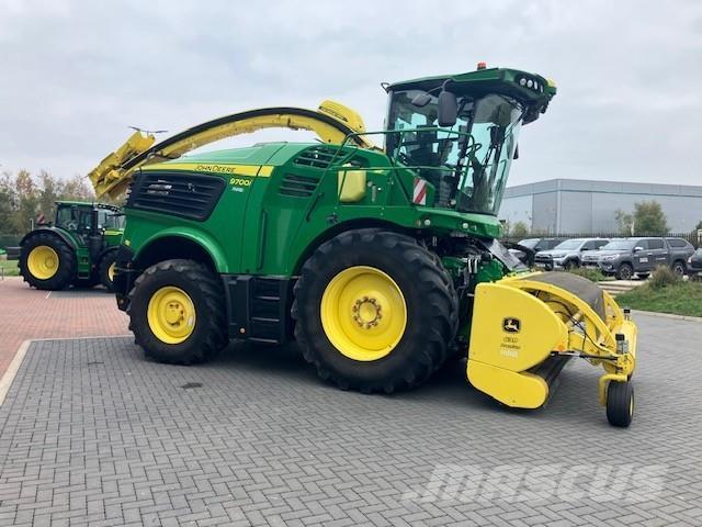 John Deere 9700i Mašine za stočnu hranu sa sopstvenim pogonom