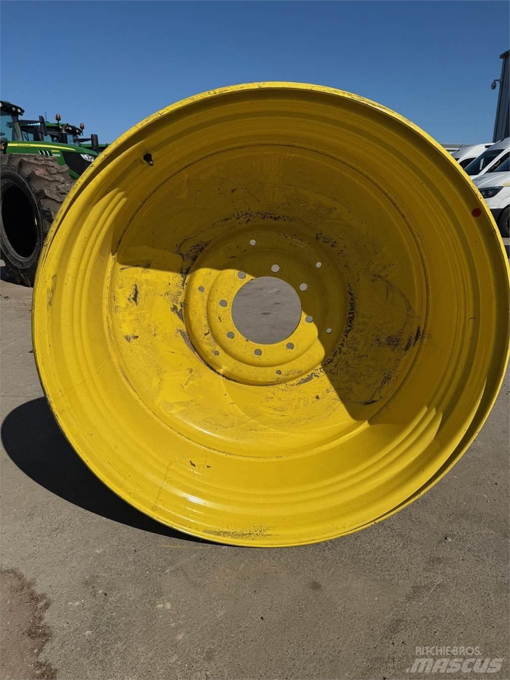John Deere Example Gume, točkovi i felne