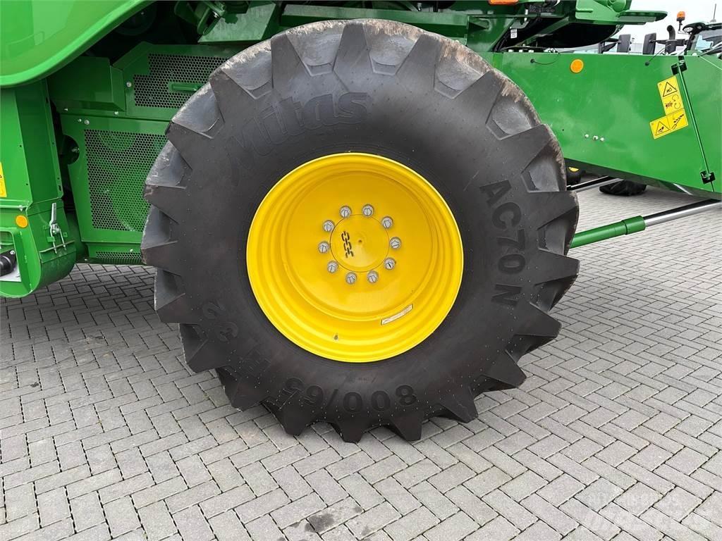 John Deere T550I Kombajni