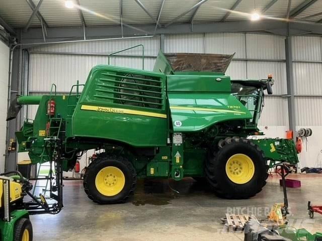 John Deere T670i Kombajni