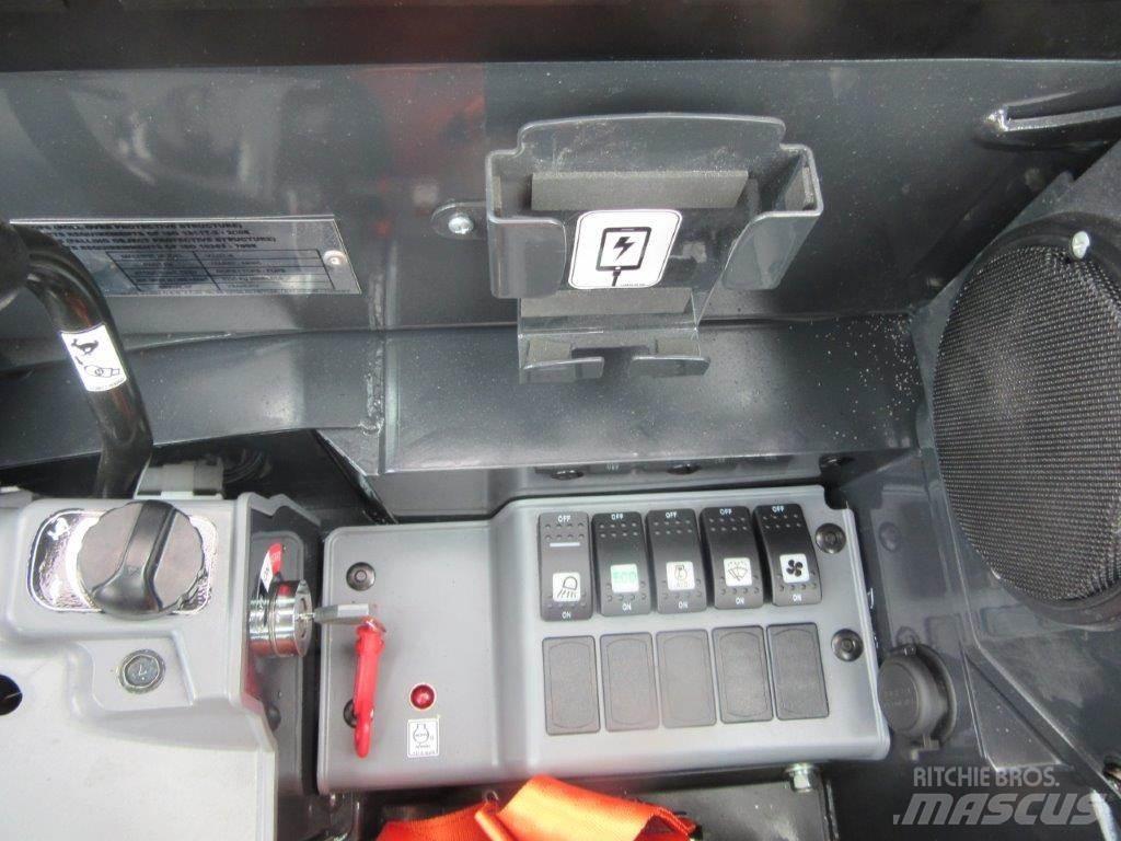 Yanmar VIO23 Bageri guseničari