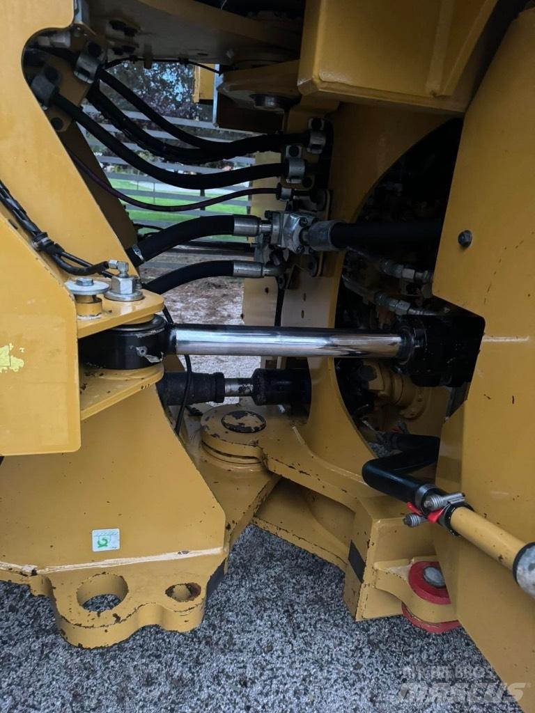 CAT 972 M Utovarivači na točkove