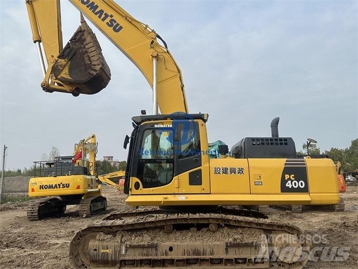 Komatsu 400-8 Bageri guseničari