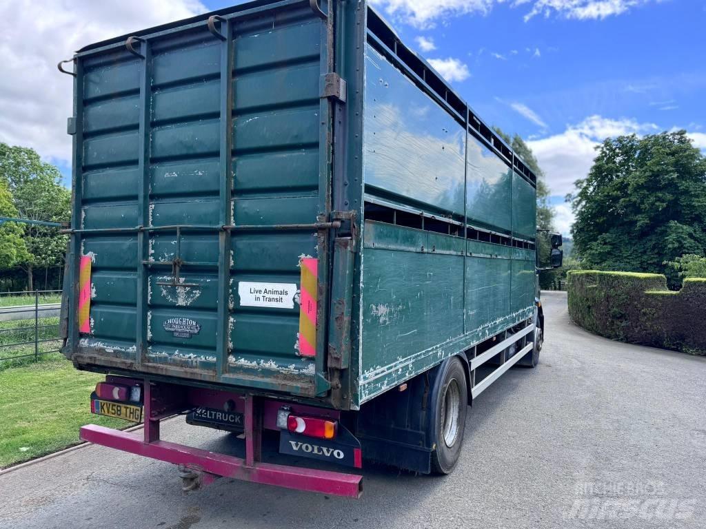 Volvo FL 240 Kamioni za prevoz životinja
