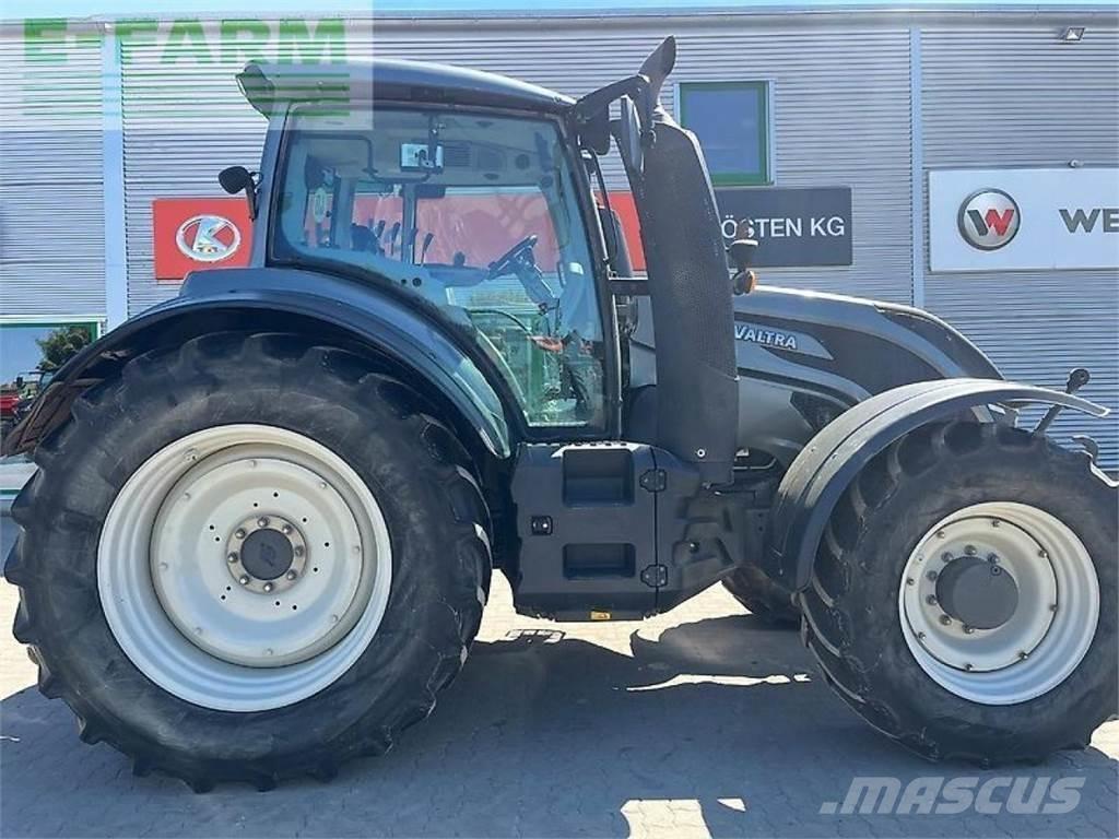 Valtra t174es Traktori