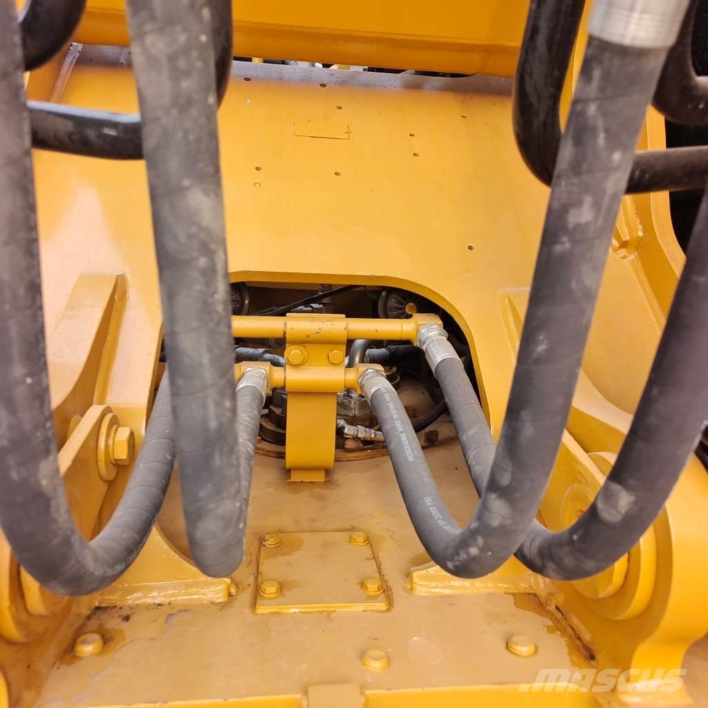 CAT 324 D 2 L Bageri guseničari
