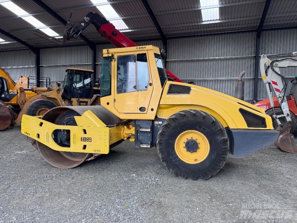 Bomag BW 213 D H-4 Valjci sa jednim bubnjem