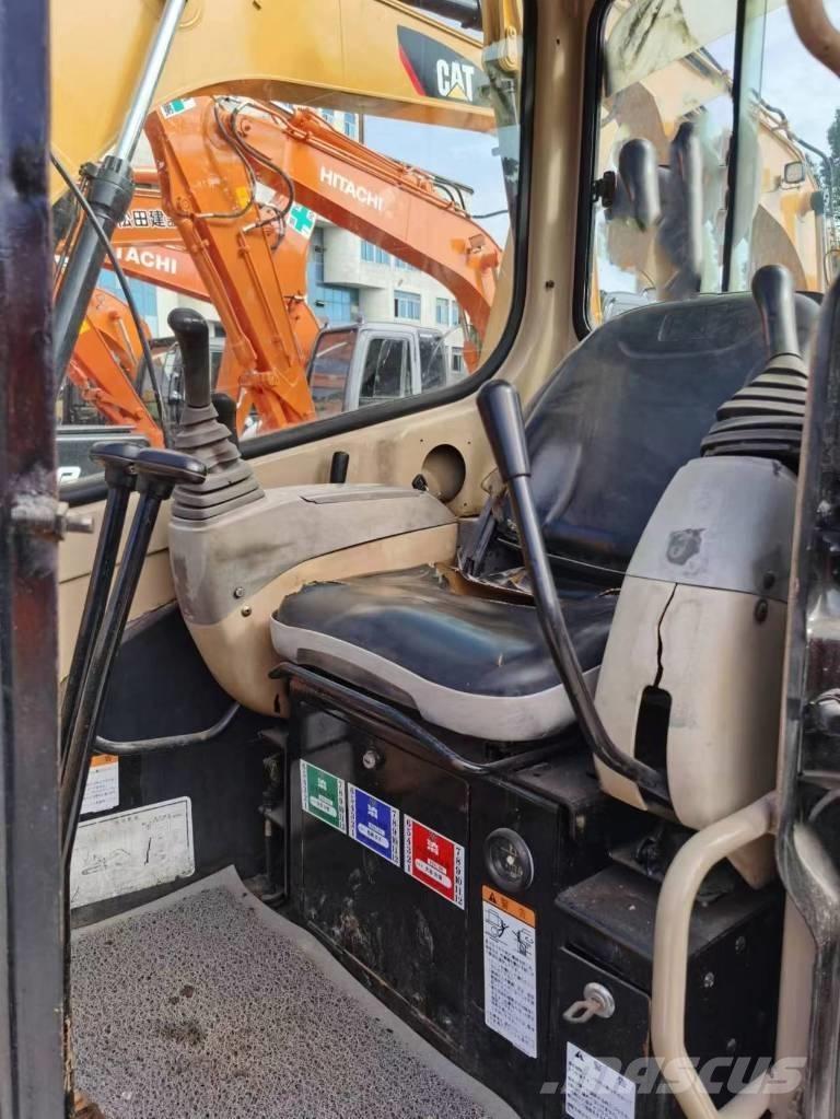 CAT 303 CR Mini bageri < 7t