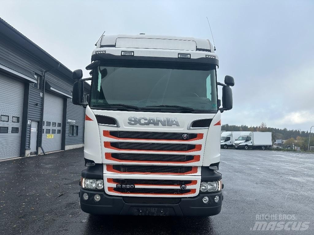 Scania R520 8x2/4 Kamioni za podizanje kablova