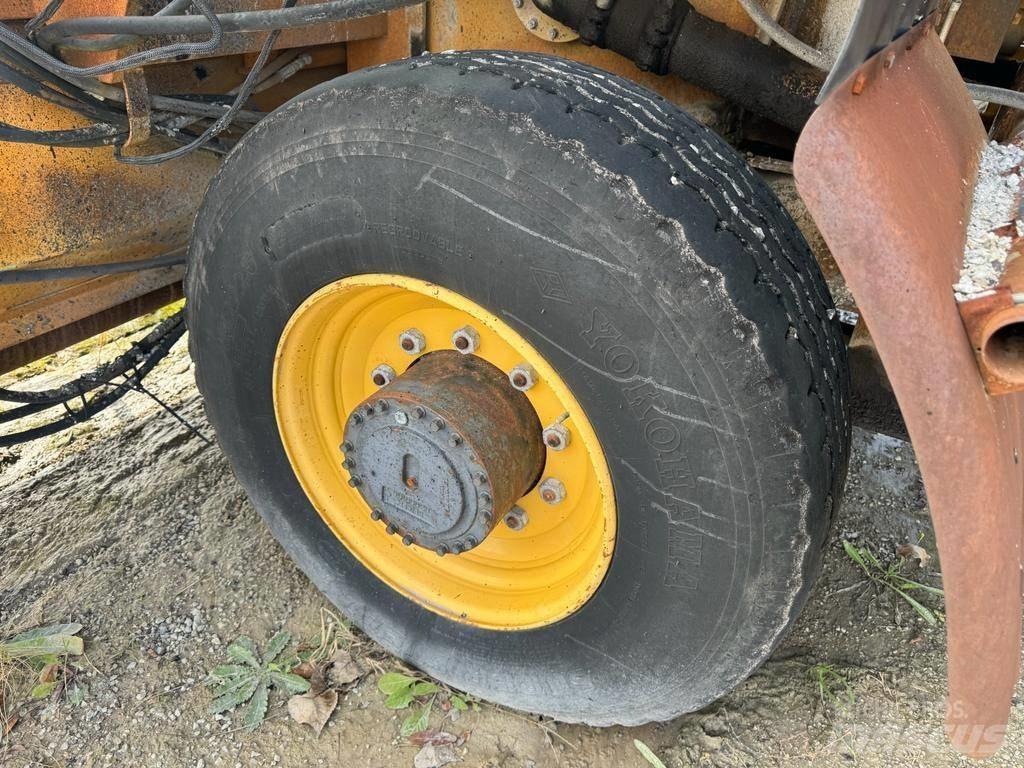 Etnyre K Asfaltni finišeri