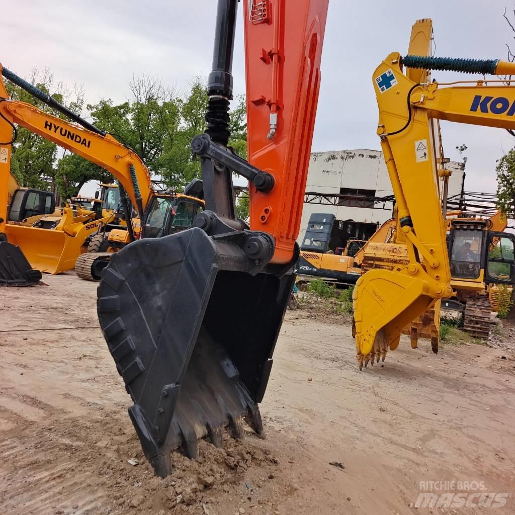 Doosan DX300 Bageri guseničari