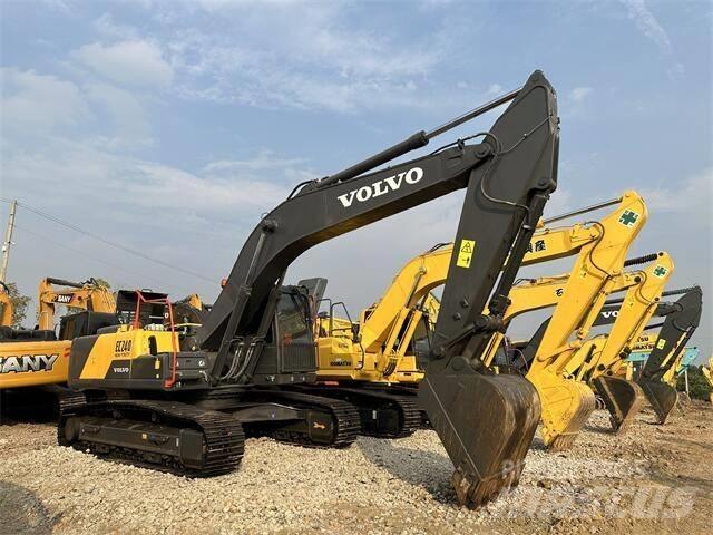 Volvo EC240 Bageri guseničari