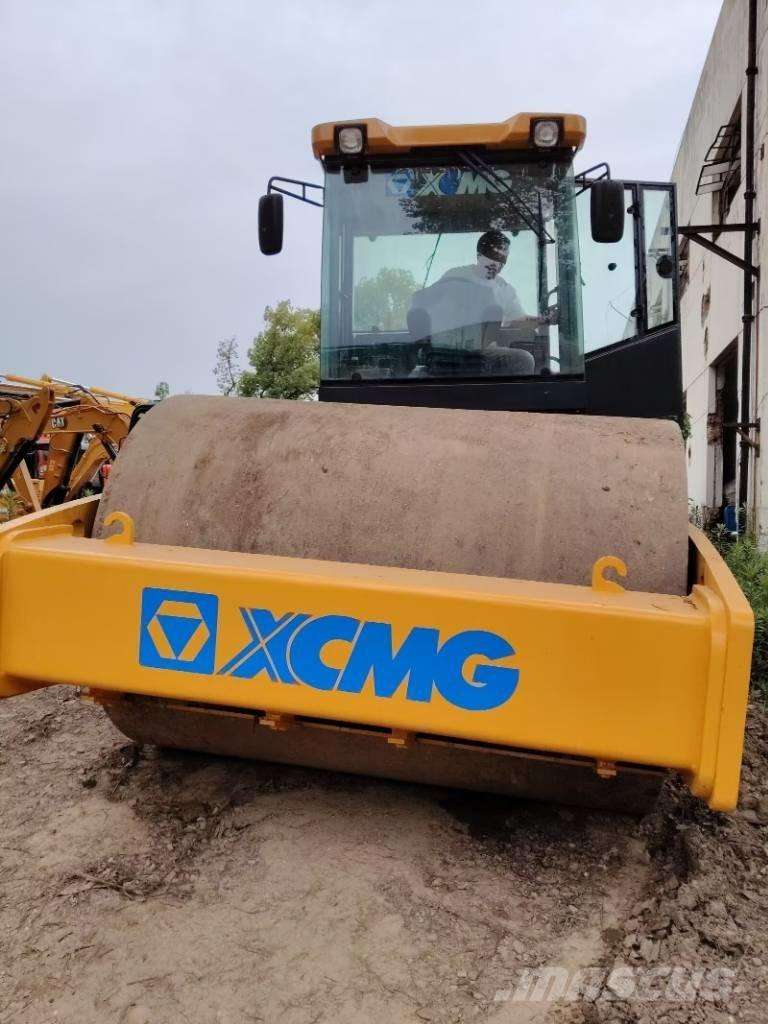 XCMG XS 223 J Valjci sa jednim bubnjem