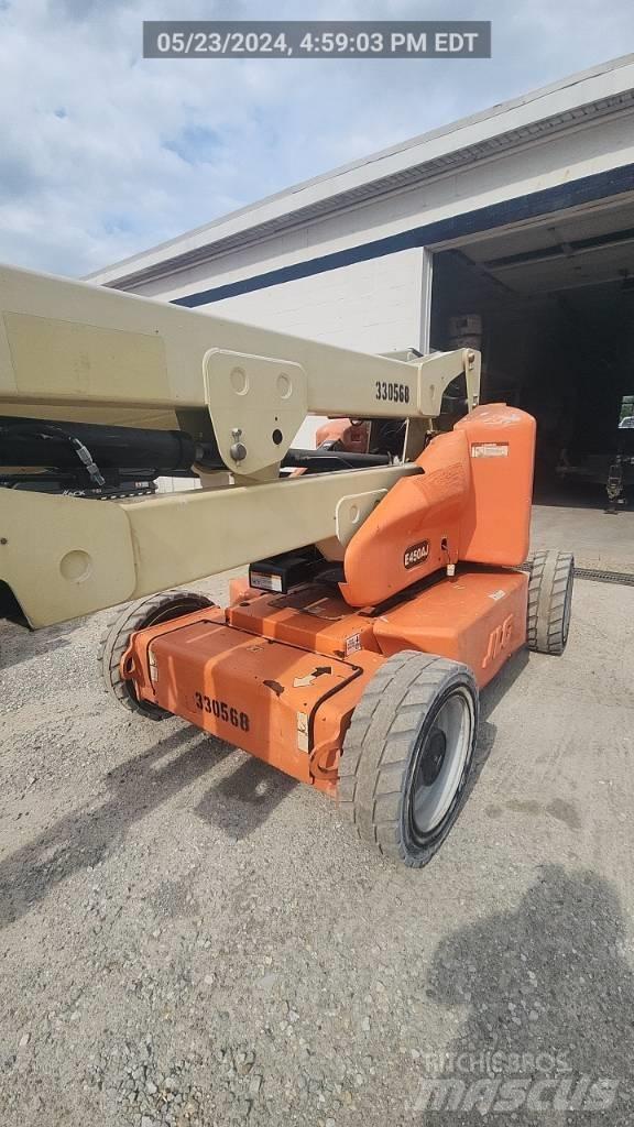 JLG E 450 AJ Zglobne podizne platforme