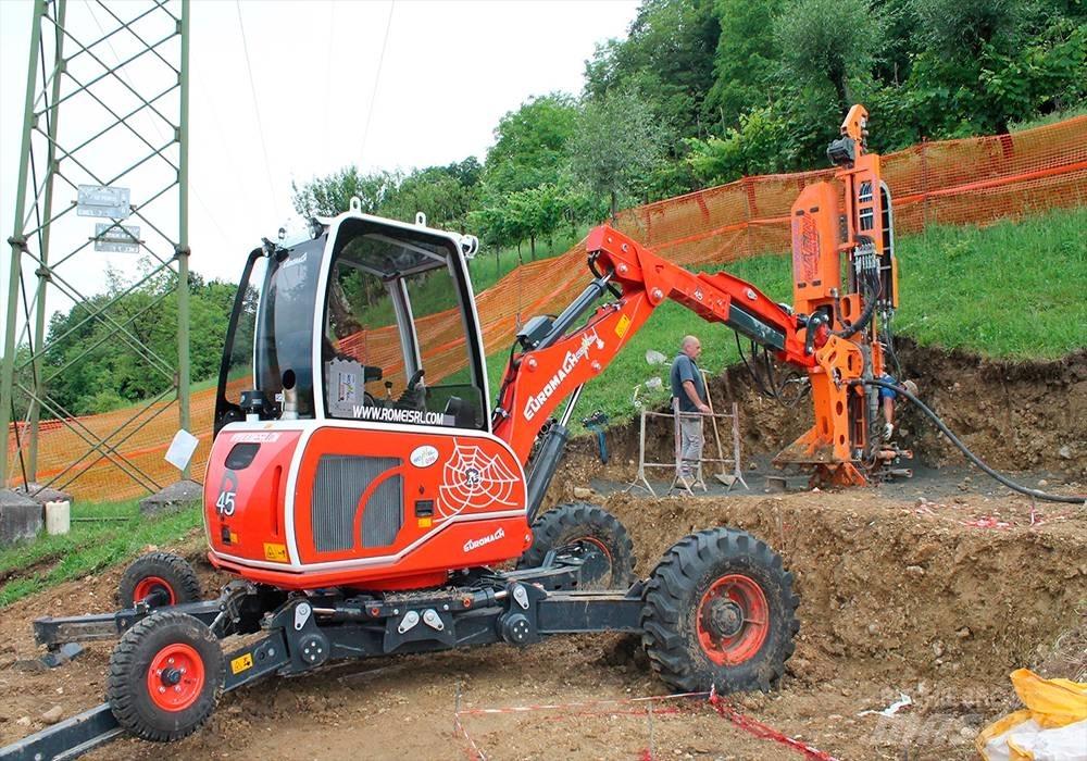 Euromach R45 Polovni amfibijski bageri