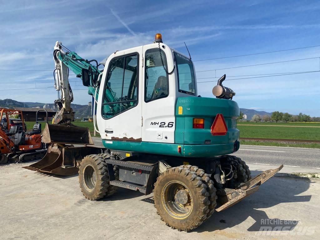 New Holland MH 2.6 Bageri točkaši