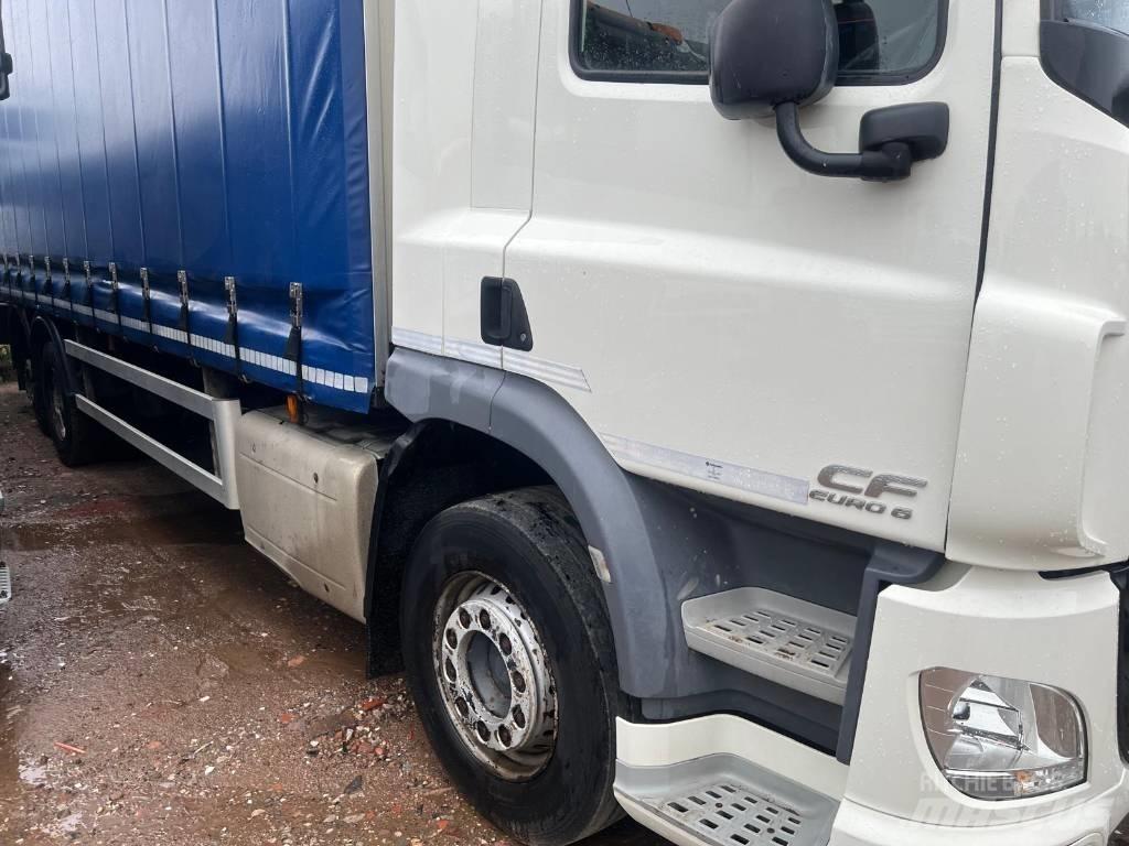 DAF CF 330 Kamioni sa ciradom