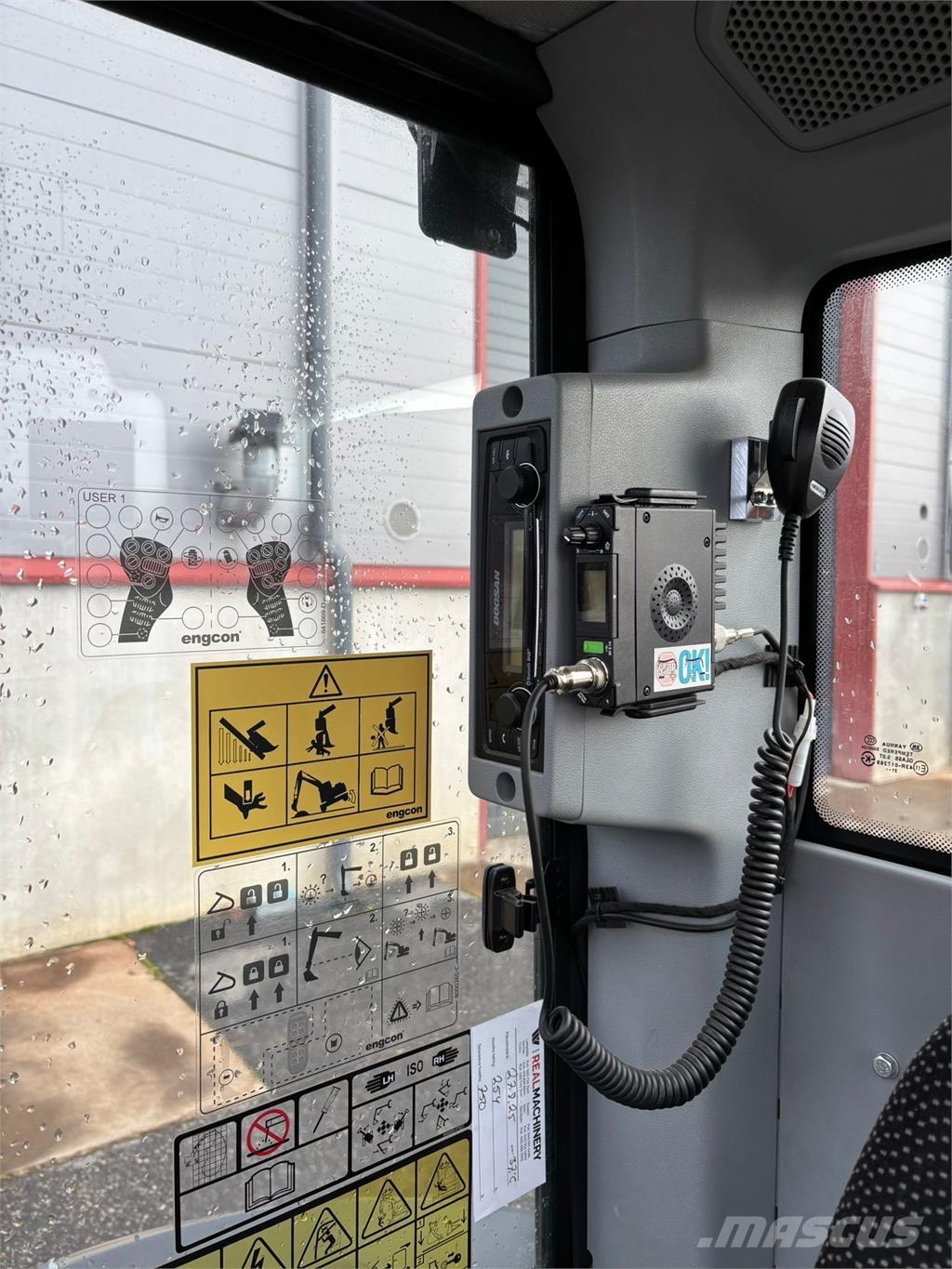 Doosan DX27Z-7 Mini bageri < 7t