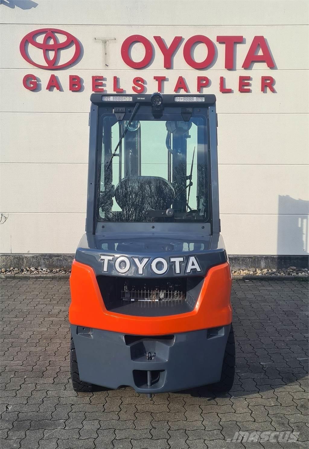 Toyota 52-8FDJF35 Dizelski viljuškari