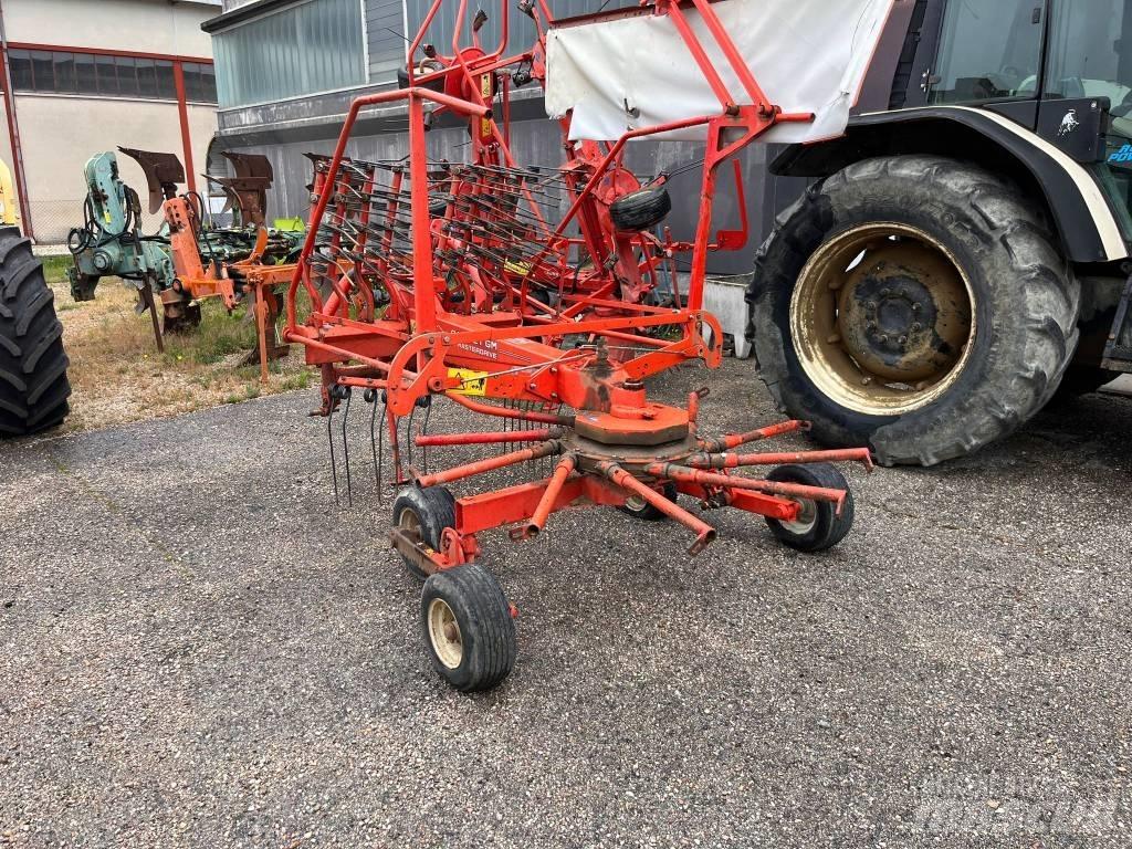 Kuhn GA 4121 G M Okretači i sakupljači sena