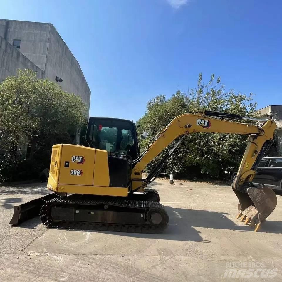 CAT 306E2 Bageri guseničari
