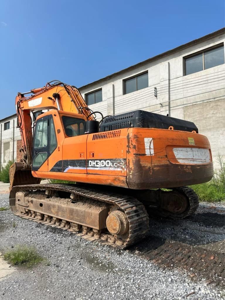 Doosan DH300 Bageri guseničari
