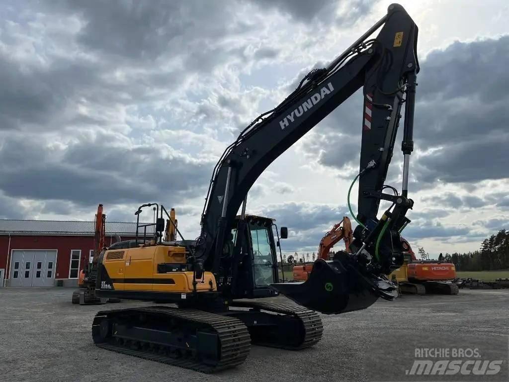 Hyundai HX 220 Bageri guseničari