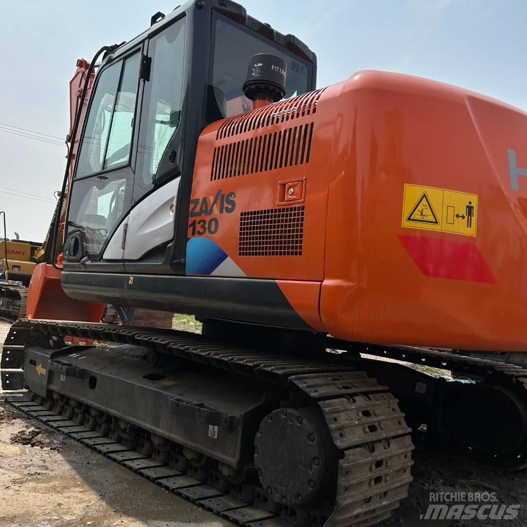 Hitachi 130 Bageri guseničari
