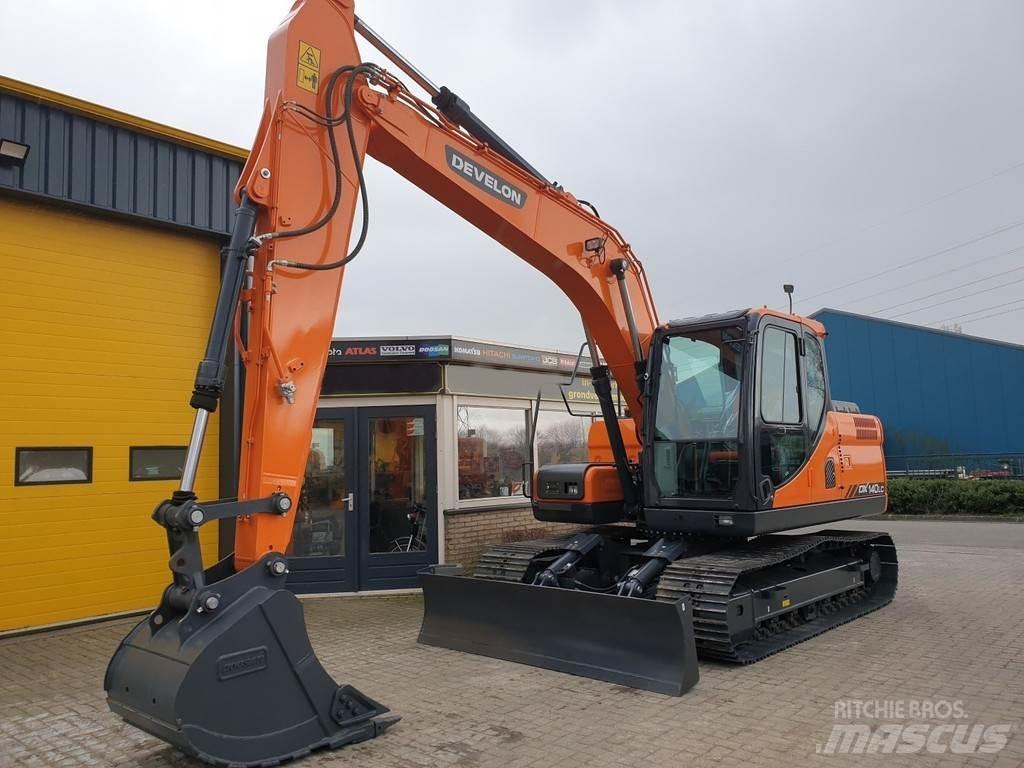 Develon DX140LC Bageri guseničari