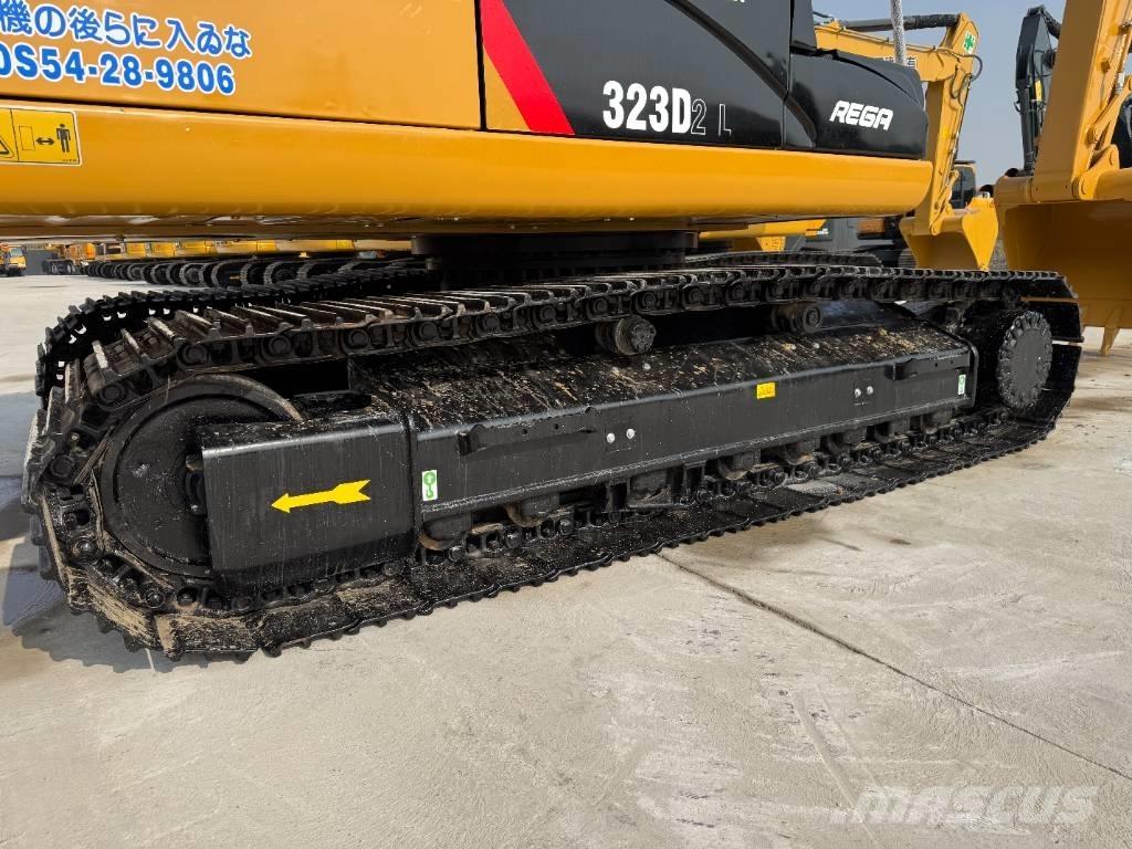 CAT 323D2L Bageri guseničari