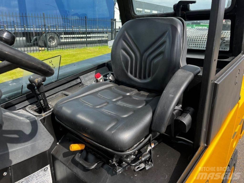 JCB TLT30 Teleskopski utovarivači točkaši