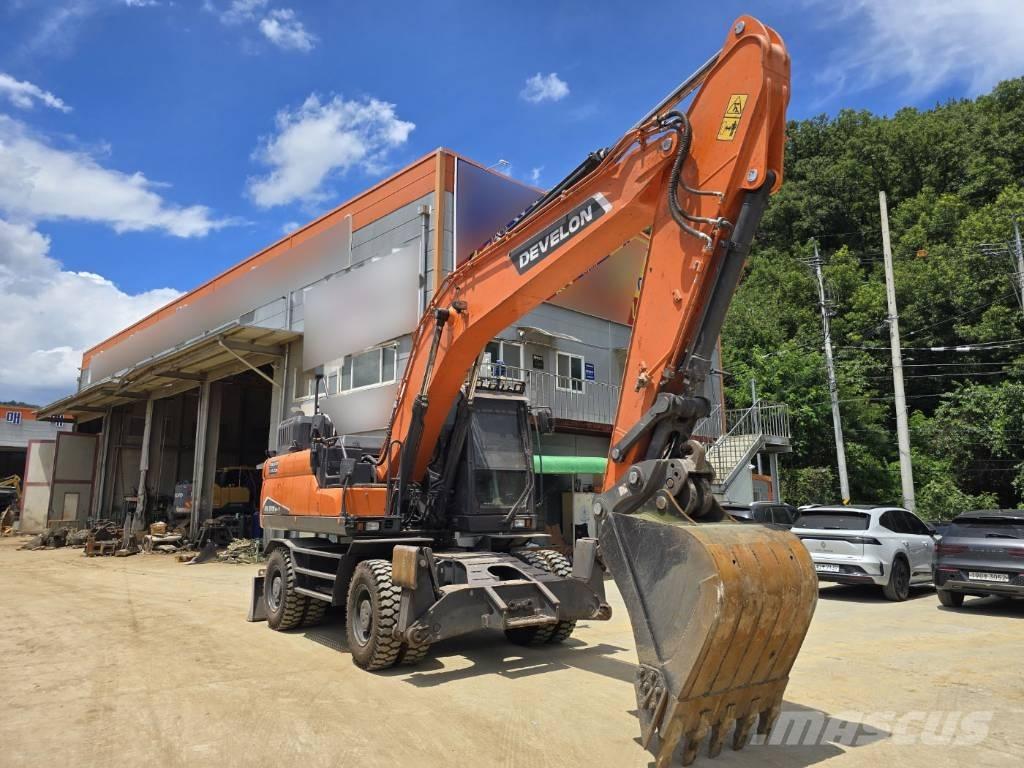 Doosan DX220W-7 Bageri točkaši