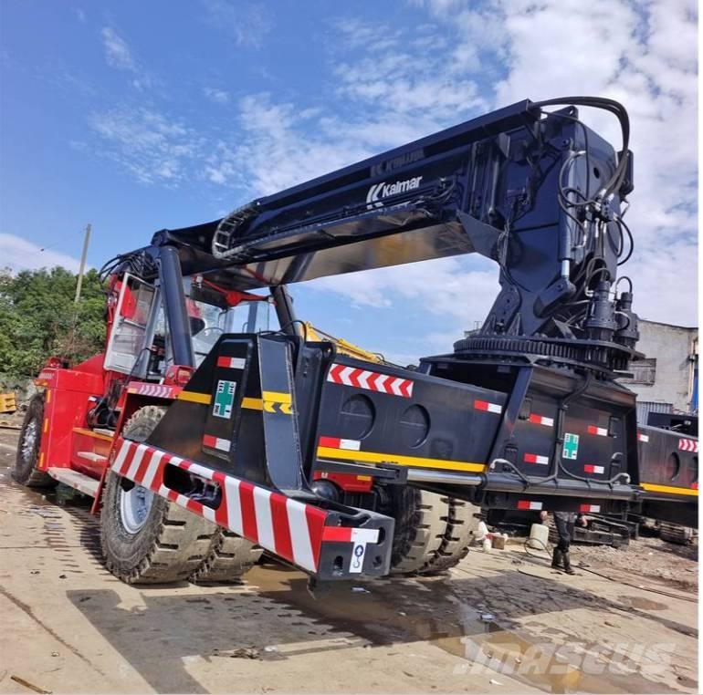 Kalmar DRF 450 Dohvatni viljuškari