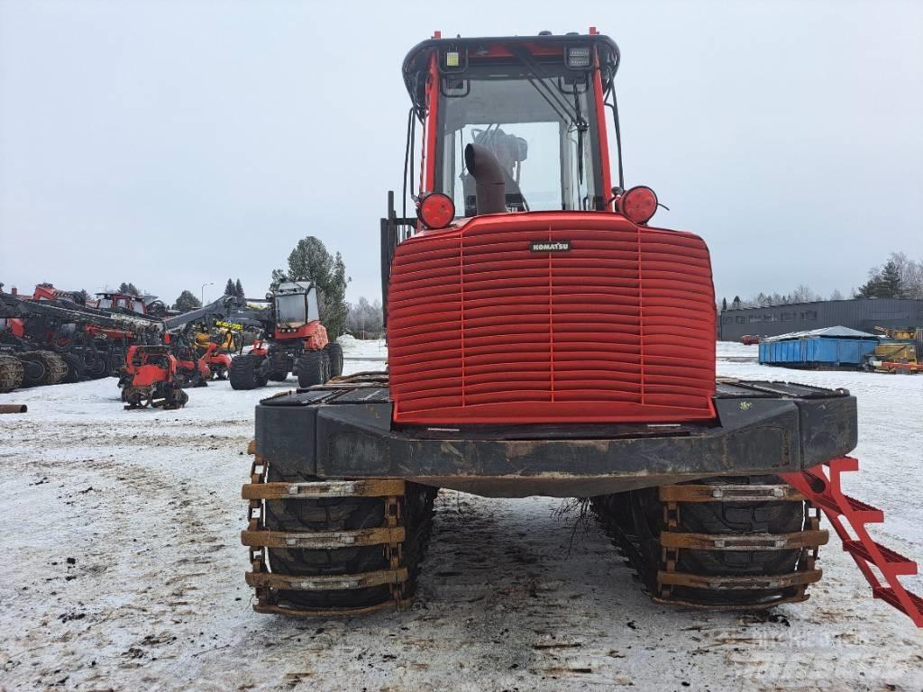 Komatsu 865 Forvarderi