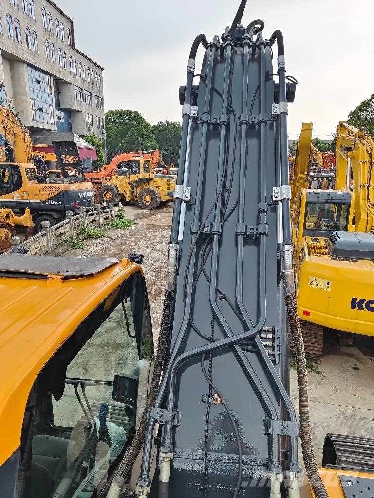 Hyundai R350Lvs Bageri guseničari