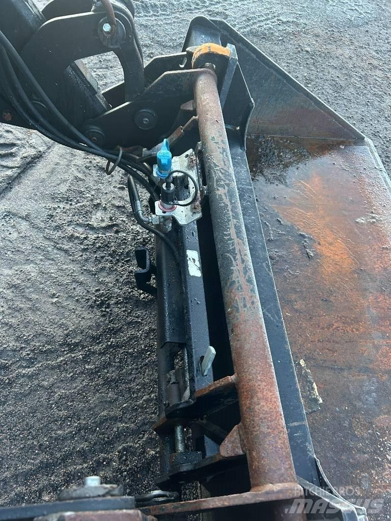 Valtra N 111 Traktori
