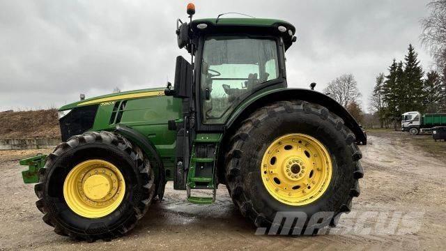 John Deere 7250R Traktori