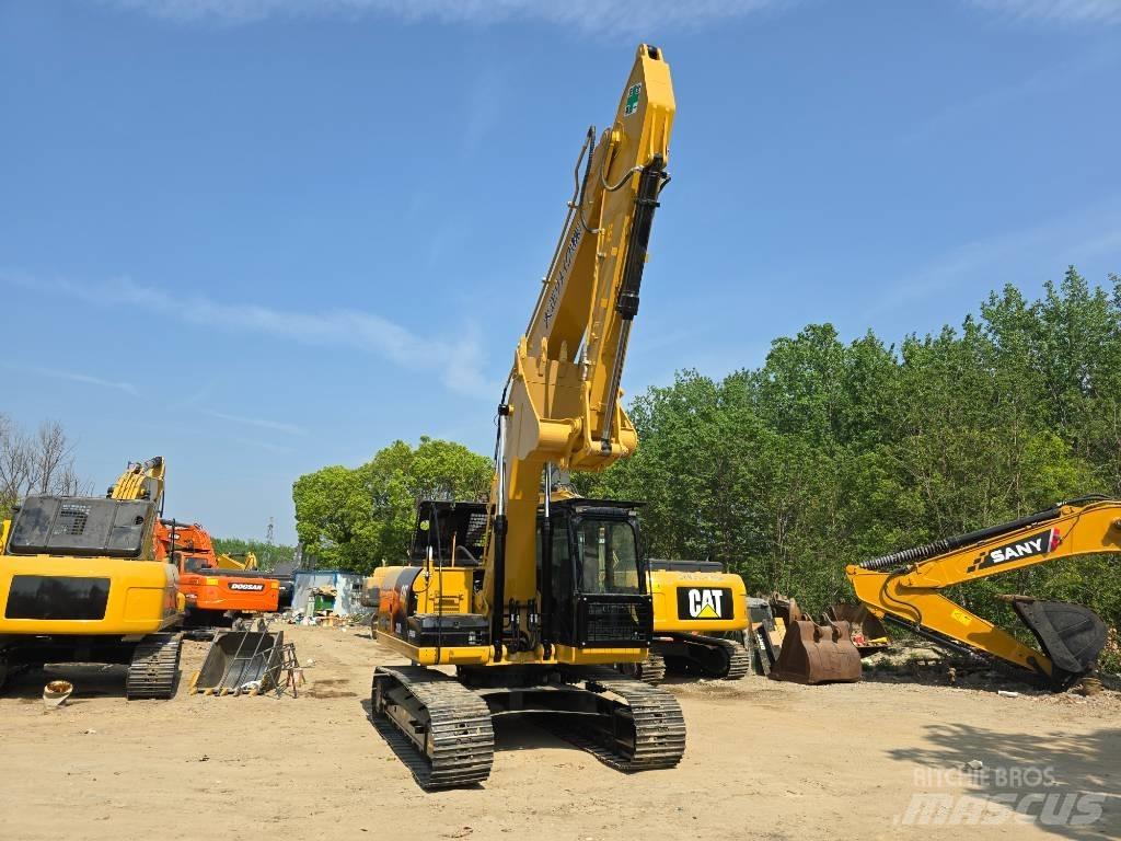 CAT 320 D 2 Midi bageri 7t – 12t