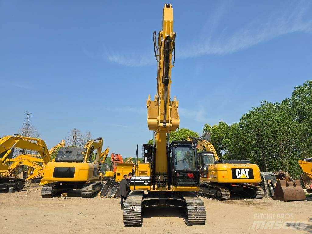 CAT 320 D 2 Midi bageri 7t – 12t